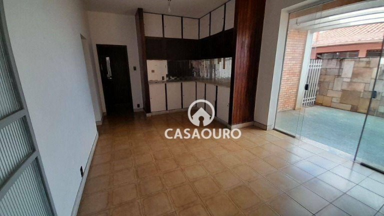 Imagem Casa com 3 Quartos à Venda, 300 m² em Floresta - Belo Horizonte Imagem Casa com 3 Quartos à Venda, 300 m² em Floresta - Belo Horizonte