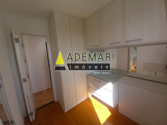 Imagem Apartamento com 3 Quartos à Venda,  em Piraporinha - Diadema
