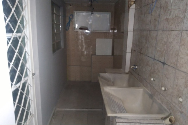 Imagem Casa com 6 Quartos à Venda, 143 m² em Jardim Marisa - São Paulo Imagem Casa com 6 Quartos à Venda, 143 m² em Jardim Marisa - São Paulo