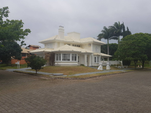 Imagem Casa com 4 Quartos à Venda, 226 m² em Jurerê Internacional - Florianópolis Imagem Casa com 4 Quartos à Venda, 226 m² em Jurerê Internacional - Florianópolis