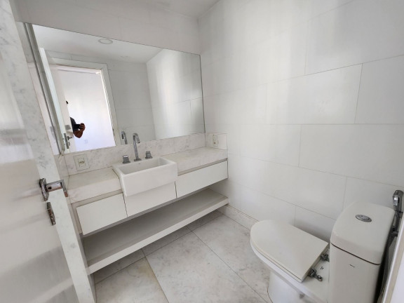 Imagem Imóvel com 4 Quartos à Venda, 298 m² em Barra Da Tijuca - Rio De Janeiro Imagem Imóvel com 4 Quartos à Venda, 298 m² em Barra Da Tijuca - Rio De Janeiro