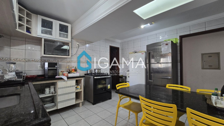 Imagem Imóvel com 4 Quartos à Venda, 198 m² em Lagoa Nova - Natal Imagem Imóvel com 4 Quartos à Venda, 198 m² em Lagoa Nova - Natal