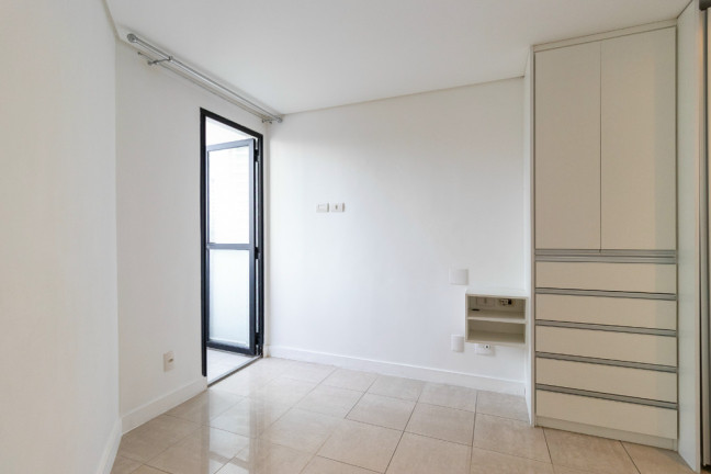 Imagem Imóvel com 1 Quarto à Venda, 35 m² em Vila Nova Conceição - São Paulo Imagem Imóvel com 1 Quarto à Venda, 35 m² em Vila Nova Conceição - São Paulo