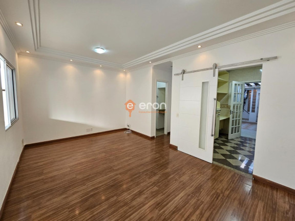 Imagem Casa com 3 Quartos à Venda, 100 m²