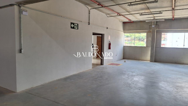 Imagem Imóvel Comercial para Alugar, 2.336 m² em Centro - Extrema Imagem Imóvel Comercial para Alugar, 2.336 m² em Centro - Extrema