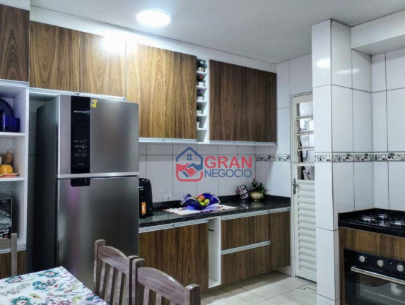 Imagem Sobrado com 4 Quartos à Venda, 120 m² em Cidade Industrial - Curitiba Imagem Sobrado com 4 Quartos à Venda, 120 m² em Cidade Industrial - Curitiba