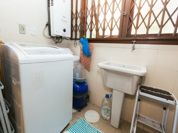 Imagem Apartamento com 3 Quartos à Venda, 96 m² em Mont Serrat - Porto Alegre Imagem Apartamento com 3 Quartos à Venda, 96 m² em Mont Serrat - Porto Alegre