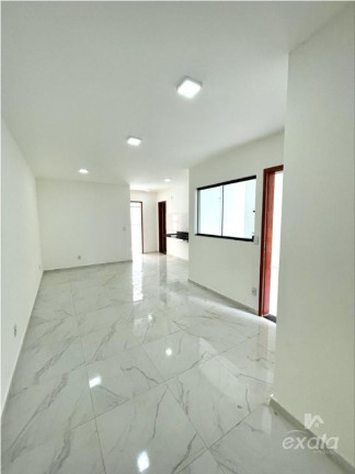 Imagem Casa com 2 Quartos para Alugar ou Temporada, 64 m² em Enseada De Jacaraipe - Serra
