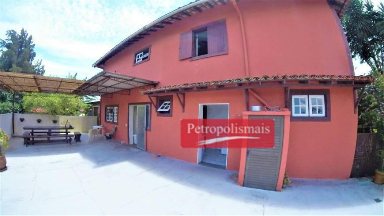 Imagem Casa com 3 Quartos à Venda, em São Sebastião - Petrópolis Imagem Casa com 3 Quartos à Venda, em São Sebastião - Petrópolis
