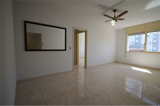 Imagem Apartamento com 1 Quarto à Venda, 48 m² em Santa Cecília - Porto Alegre