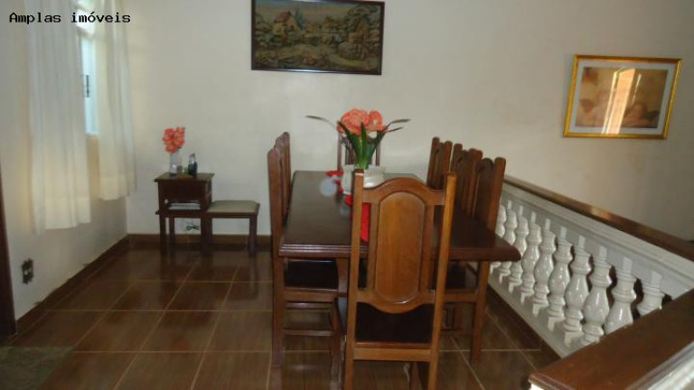 Imagem Casa com 3 Quartos à Venda, 150 m² em Centro - Mateus Leme Imagem Casa com 3 Quartos à Venda, 150 m² em Centro - Mateus Leme