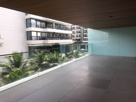 Imagem Apartamento com 1 Quarto à Venda,  em Barra Da Tijuca - Rio De Janeiro