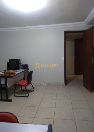 Imagem Imóvel com 4 Quartos à Venda, em Ouro Velho Mansões - Nova Lima Imagem Imóvel com 4 Quartos à Venda, em Ouro Velho Mansões - Nova Lima