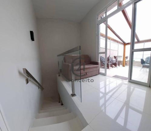 Imagem Apartamento com 2 Quartos para Alugar, 110 m² em Coqueiros - Florianópolis