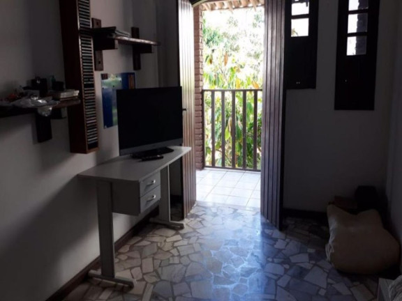 Imagem Casa com 4 Quartos à Venda, 355 m² em Candeal - Salvador Imagem Casa com 4 Quartos à Venda, 355 m² em Candeal - Salvador