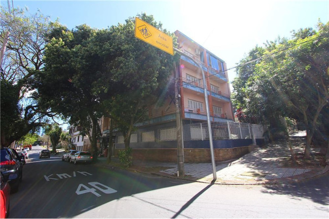 Imagem Imóvel com 2 Quartos à Venda, em Petrópolis - Porto Alegre Imagem Imóvel com 2 Quartos à Venda, em Petrópolis - Porto Alegre