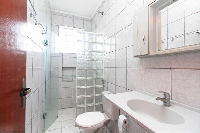 Imagem Imóvel com 3 Quartos à Venda, em Cristal - Porto Alegre Imagem Imóvel com 3 Quartos à Venda, em Cristal - Porto Alegre
