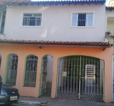 Sobrado com 3 Quartos à Venda, 122 m² em Centro - Suzano