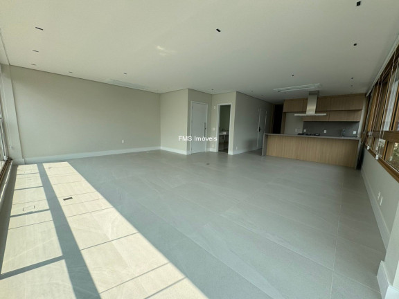 Imóvel com 3 Quartos para Alugar, 147 m² em Itaim Bibi - São Paulo