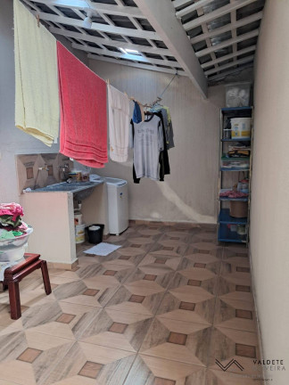 Imagem Sobrado com 3 Quartos à Venda,  em Monte Castelo - São José Dos Campos