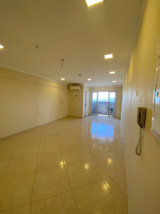 Imóvel Comercial à Venda, 43 m² em Encruzilhada - Santos