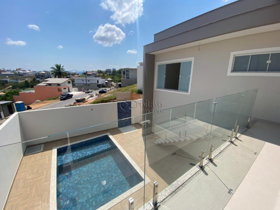 Imagem Casa com 4 Quartos à Venda, em Lagoa - Macaé Imagem Casa com 4 Quartos à Venda, em Lagoa - Macaé