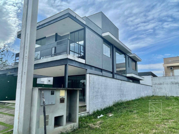 Imagem Casa com 3 Quartos à Venda, 310 m² em Piracangaguá - Taubaté Imagem Casa com 3 Quartos à Venda, 310 m² em Piracangaguá - Taubaté