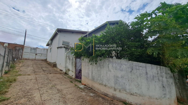 Imagem Casa com 3 Quartos à Venda, 3 m² em Centro - Botucatu Imagem Casa com 3 Quartos à Venda, 3 m² em Centro - Botucatu