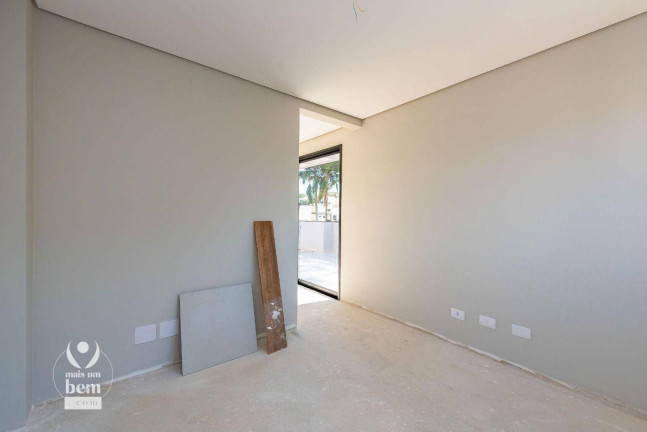 Imagem Sobrado com 3 Quartos à Venda, 187 m² em água Verde - Curitiba
