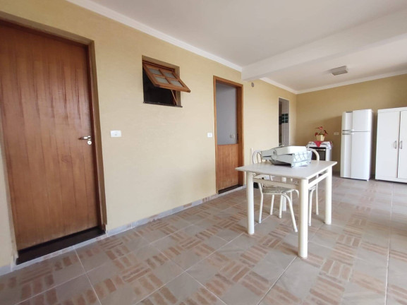 Imagem Casa à Venda, em Atibaia Imagem Casa à Venda, em Atibaia