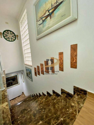 Imagem Sobrado com 4 Quartos à Venda, 218 m² em Boqueirão - Santos