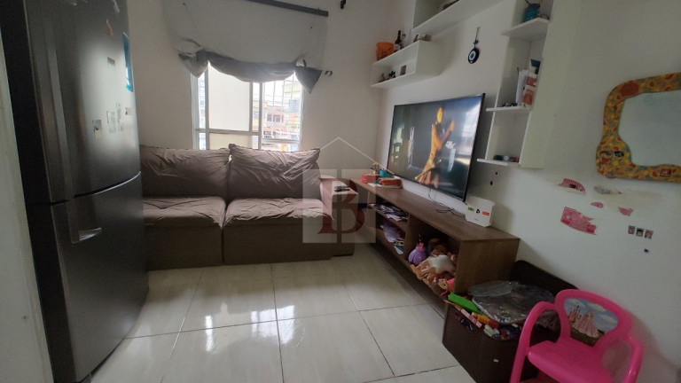 Imagem Imóvel com 2 Quartos à Venda, 50 m² em Trindade - São Gonçalo