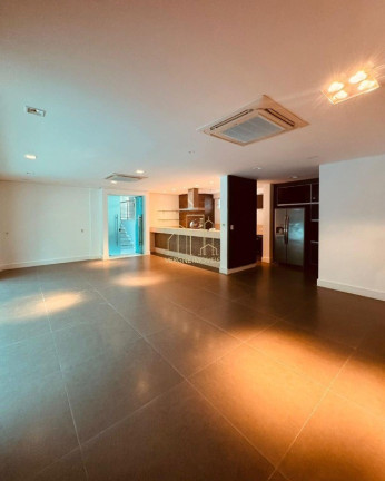 Imagem Imóvel com 5 Quartos à Venda, 660 m² em Alphaville I - Salvador Imagem Imóvel com 5 Quartos à Venda, 660 m² em Alphaville I - Salvador