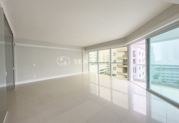 Imagem Apartamento com 3 Quartos à Venda, 142 m² em Centro - Balneário Camboriú Imagem Apartamento com 3 Quartos à Venda, 142 m² em Centro - Balneário Camboriú