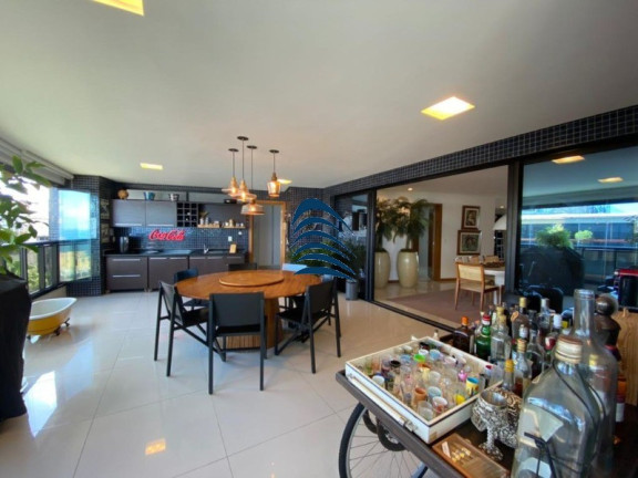 Imagem Imóvel com 4 Quartos à Venda, 330 m² em Barra - Salvador Imagem Imóvel com 4 Quartos à Venda, 330 m² em Barra - Salvador