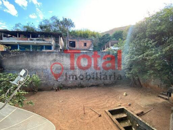 Imagem Casa com 3 Quartos à Venda, 204 m² em Caladinho - Coronel Fabriciano Imagem Casa com 3 Quartos à Venda, 204 m² em Caladinho - Coronel Fabriciano