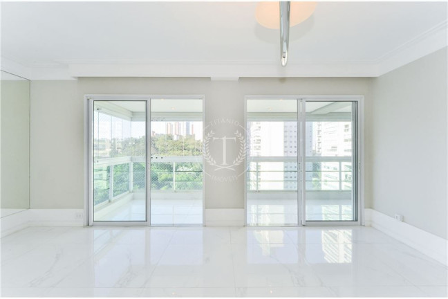Imagem Apartamento com 3 Quartos à Venda, 177 m² em São Paulo Imagem Apartamento com 3 Quartos à Venda, 177 m² em São Paulo