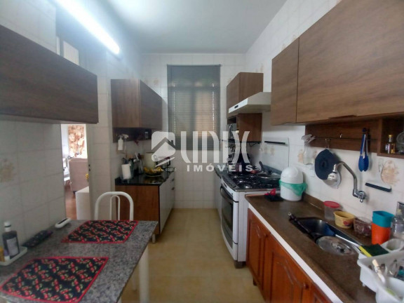 Imagem Casa com 4 Quartos à Venda, 140 m² em Centro - Campos Dos Goytacazes Imagem Casa com 4 Quartos à Venda, 140 m² em Centro - Campos Dos Goytacazes