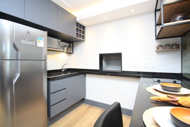 Imagem Imóvel com 1 Quarto à Venda, 50 m² em Auxiliadora - Porto Alegre Imagem Imóvel com 1 Quarto à Venda, 50 m² em Auxiliadora - Porto Alegre