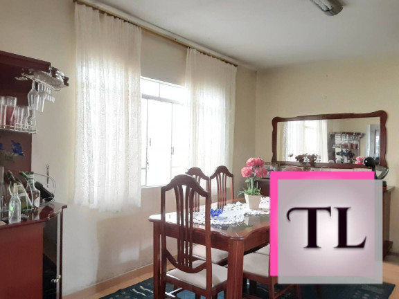 Imagem Casa com 3 Quartos à Venda, 100 m² em Jardim Filipino - Poços De Caldas Imagem Casa com 3 Quartos à Venda, 100 m² em Jardim Filipino - Poços De Caldas