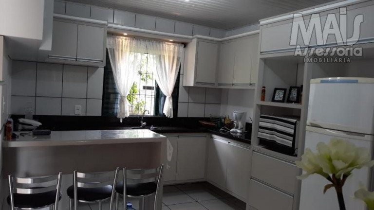 Imagem Casa com 2 Quartos à Venda, 120 m² em Vila Nova - Novo Hamburgo