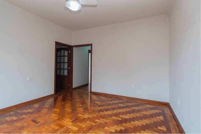 Imagem Apartamento com 3 Quartos à Venda, 67 m² em Rio Branco - Porto Alegre Imagem Apartamento com 3 Quartos à Venda, 67 m² em Rio Branco - Porto Alegre