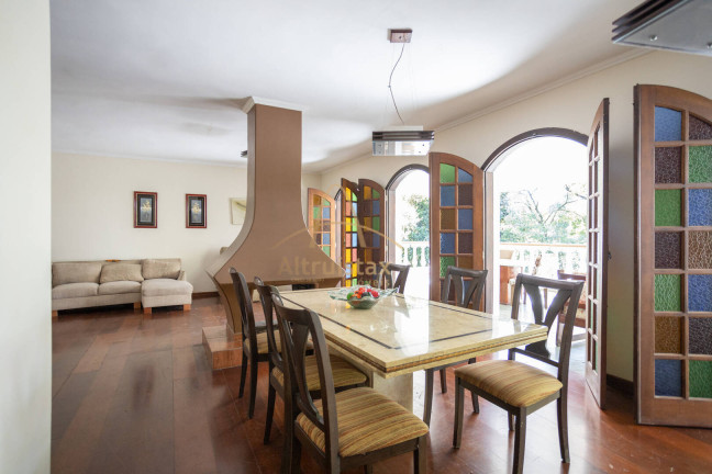 Imagem Casa com 3 Quartos à Venda, 480 m² em Três Montanhas - Osasco Imagem Casa com 3 Quartos à Venda, 480 m² em Três Montanhas - Osasco