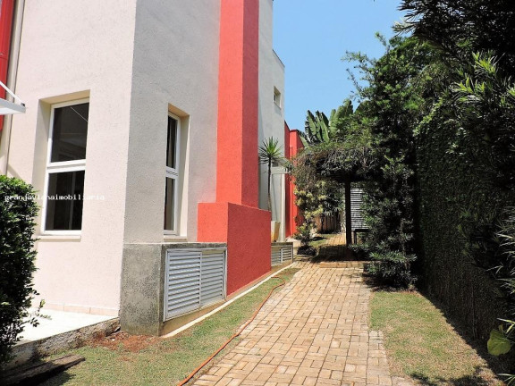 Imagem Casa à Venda, em Palos Verdes - Carapicuíba Imagem Casa à Venda, em Palos Verdes - Carapicuíba
