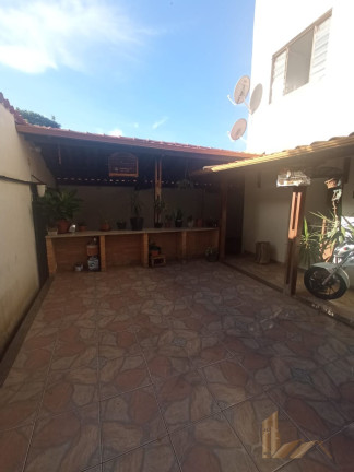 Imagem Casa com 4 Quartos à Venda, 230 m² em Vitória - Belo Horizonte Imagem Casa com 4 Quartos à Venda, 230 m² em Vitória - Belo Horizonte