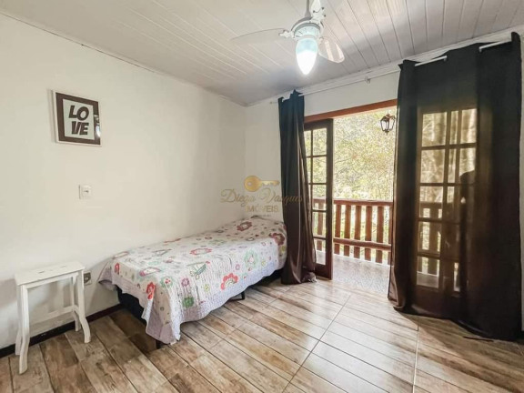 Imagem Casa com 2 Quartos à Venda, 250 m² em Colônia Alpina - Teresópolis Imagem Casa com 2 Quartos à Venda, 250 m² em Colônia Alpina - Teresópolis