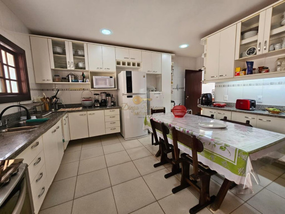 Imagem Casa com 4 Quartos à Venda, 255 m² em Posse - Teresópolis Imagem Casa com 4 Quartos à Venda, 255 m² em Posse - Teresópolis