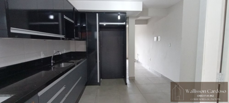 Sobrado com 2 Quartos à Venda, 72 m² em Santa Regina - Camboriú