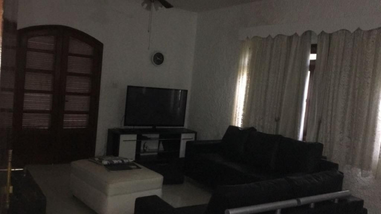 Imagem Casa com 5 Quartos à Venda, 400 m² em Canto Do Forte - Praia Grande Imagem Casa com 5 Quartos à Venda, 400 m² em Canto Do Forte - Praia Grande