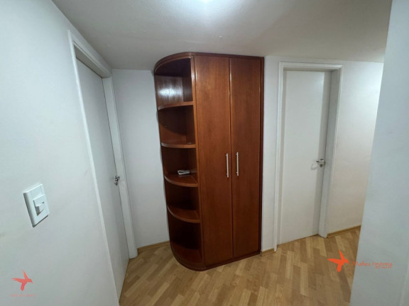 Imagem Imóvel com 4 Quartos à Venda, 136 m² em Pinheiros - São Paulo Imagem Imóvel com 4 Quartos à Venda, 136 m² em Pinheiros - São Paulo